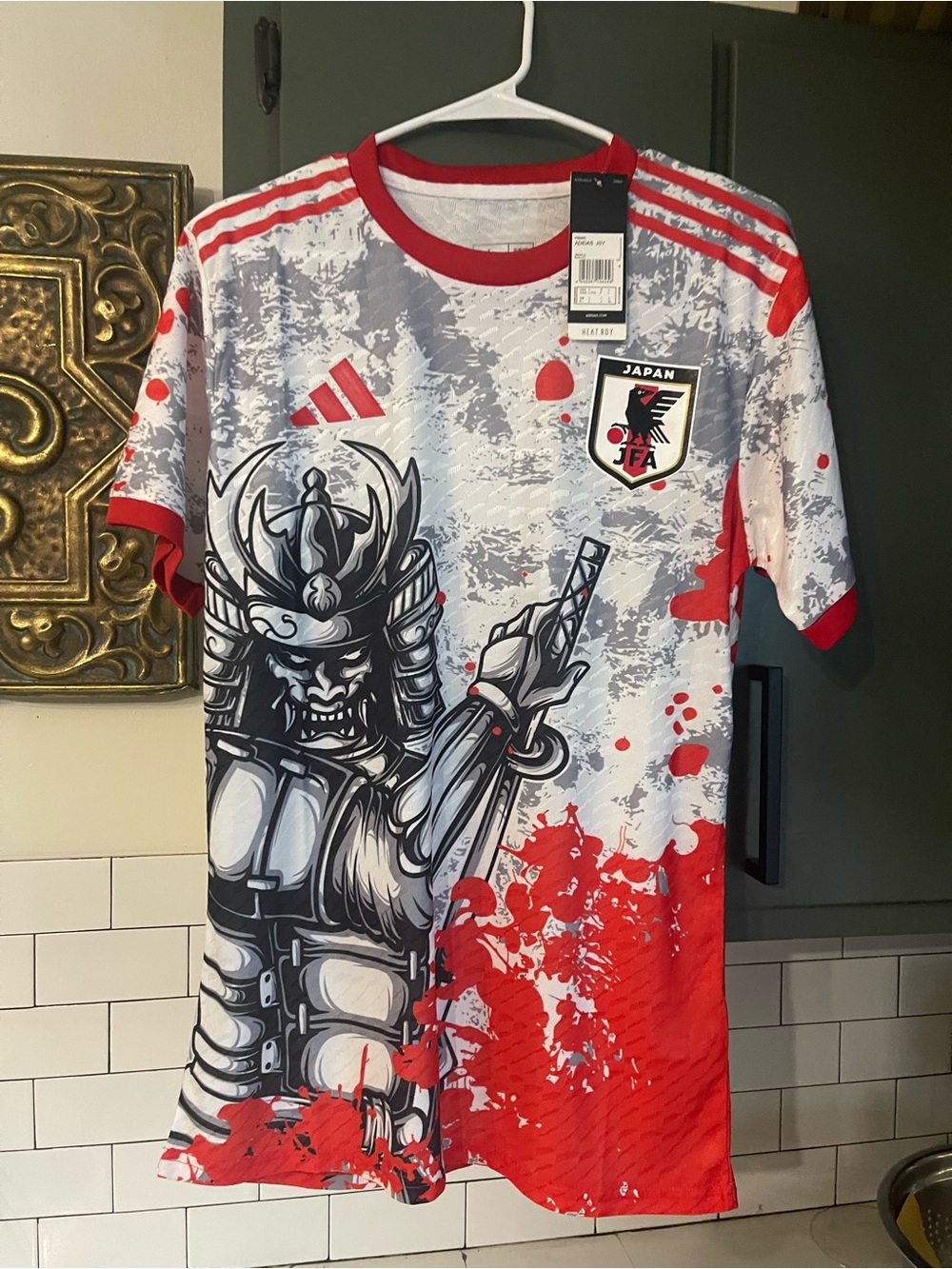 adidas Japan Samurai Graphic Soccer Shirt - Red & White Size L.